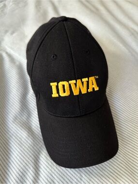 Iowa Hawkeyes Embroidered Baseball Cap